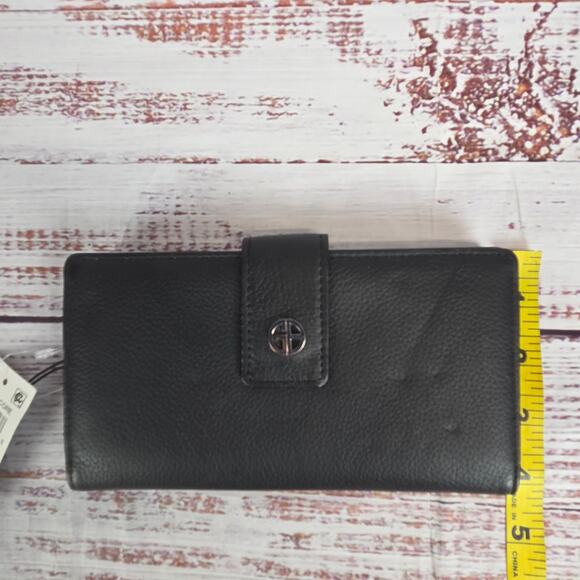 Giani Bernini Black Trifold Wallet with Kiss Lock Closure Basic Minimalist NWT - Picture 6 of 6